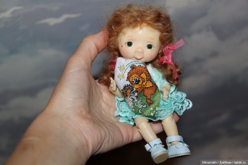 Как мы с куклятами Новый год вышивали