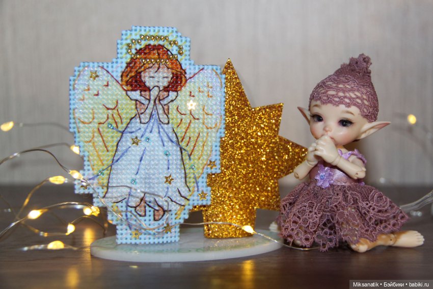 Как мы с куклятами Новый год вышивали