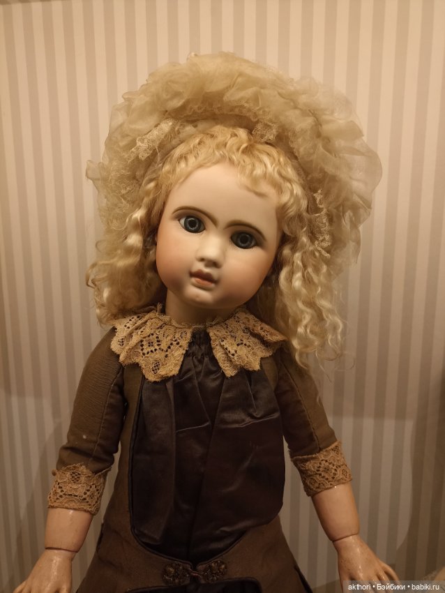 Картинки с выставки — Всё об антикварных куклах: история