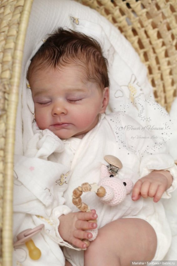 Yuna скульптора Olga Ayer, автор прототипа Veronica Lale