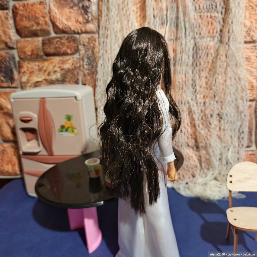 В кафешке — Куклы Barbie (Барби): Looks (фото 7)