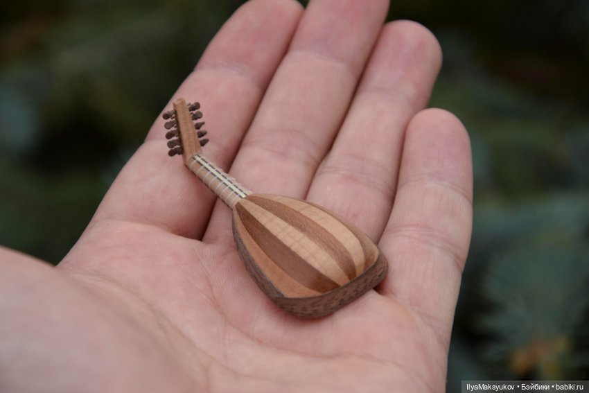 Пятихоровая ренессансная лютня в масштабе 1/12 (фото 5)