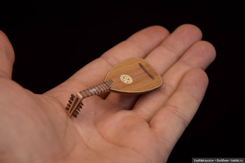 Пятихоровая ренессансная лютня в масштабе 1/12 (фото 9)