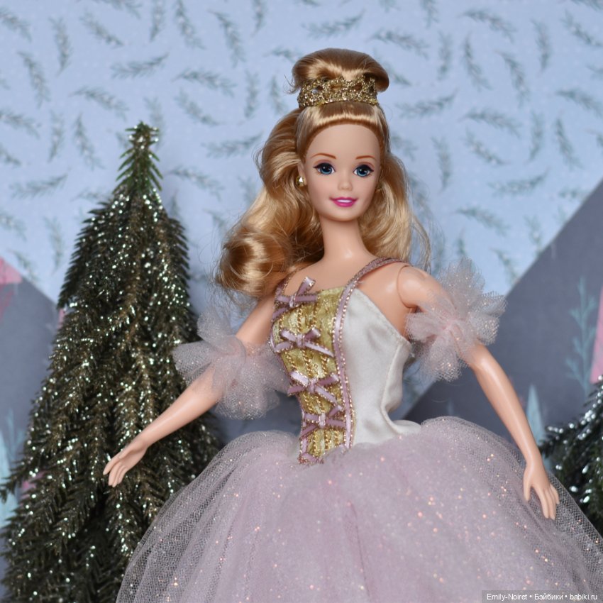 Марципанка — Куклы Barbie (Барби): Looks (фото 2)