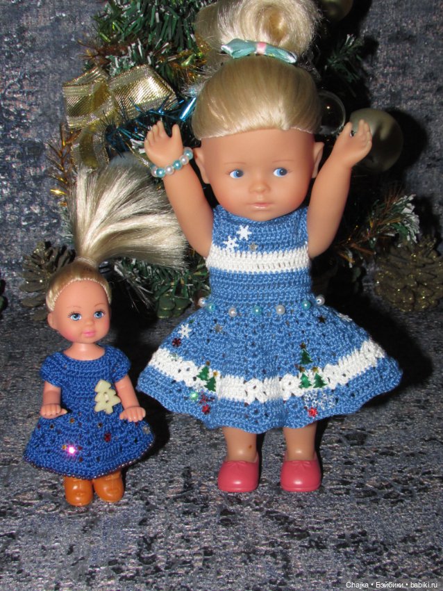 Вязаное платье «Снежинка» на кукол Corolle mini 20 см. Предновогодний показ "Рождественская Сказка для кукол"