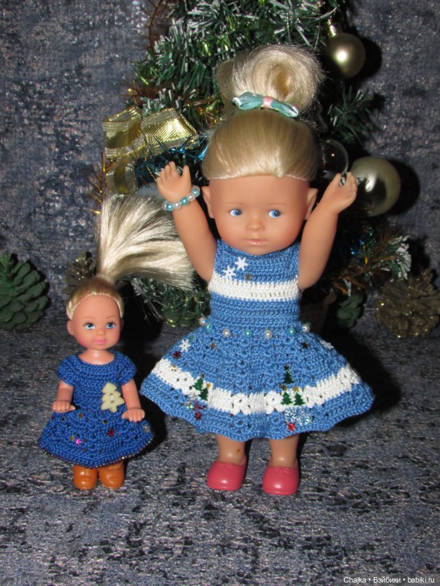Вязаное платье «Снежинка» на кукол Corolle mini 20 см. Предновогодний показ "Рождественская Сказка для кукол"
