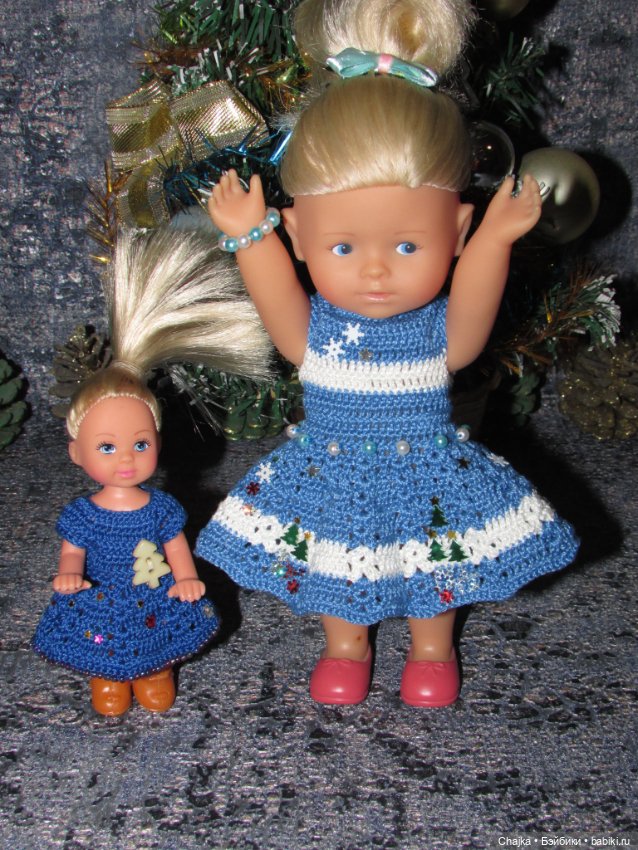 Вязаное платье «Снежинка» на кукол Corolle mini 20 см. Предновогодний показ "Рождественская Сказка для кукол"