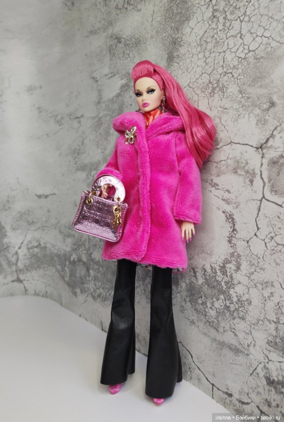 Сшила много пальто — Одежда и обувь для кукол своими руками: фото (фото 5)