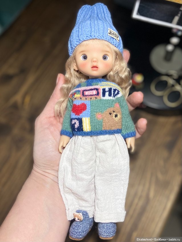 Свитер на кукол БЖД (Блайз, об 22, стодолл М и подобные) (фото 2)