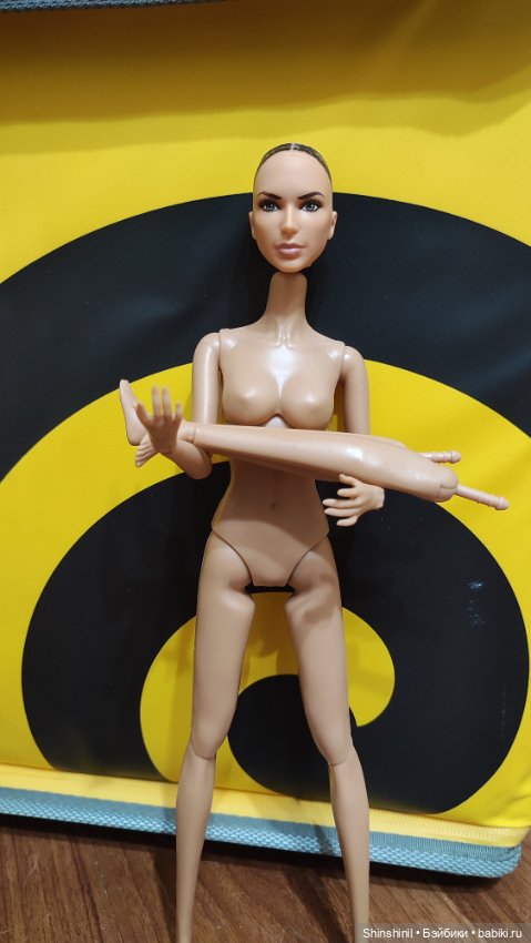 Псевдо Менгф 2020 — Куклы Barbie (Барби): Looks