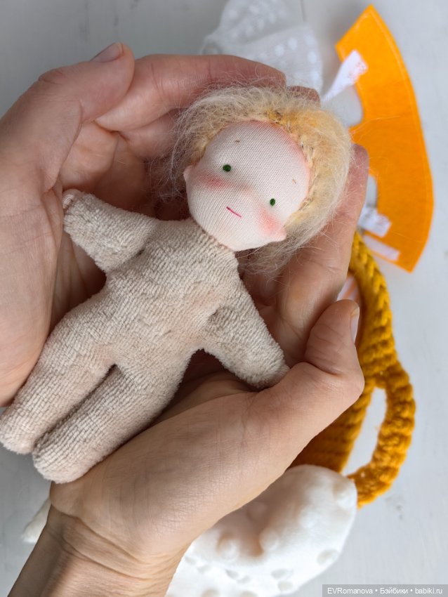 Мандаринка. Маленькая игровая кукла (фото 3)