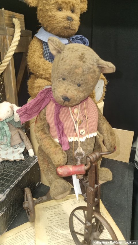 Выставка мишек на Тишинке декабрь 2025