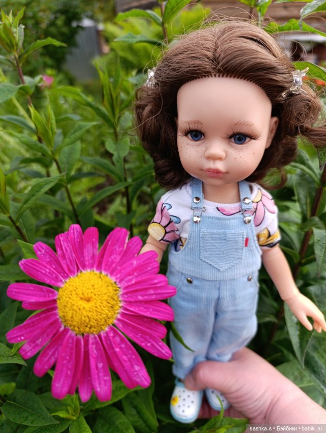 Весна-Лето 2025. Часть 1 - Прогулка с Сашкой (Паола Рейна)