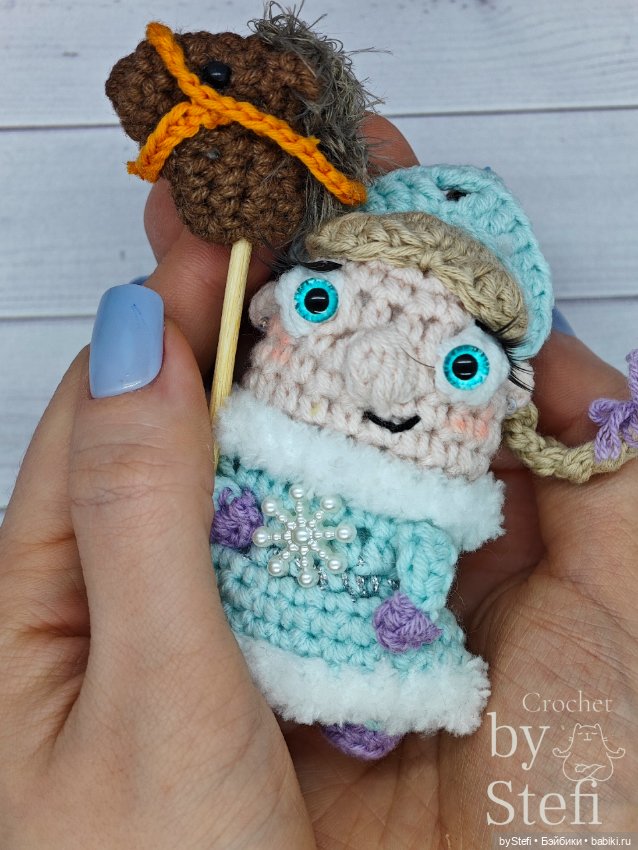 Дед Мороз и Снегурочка — Вязаные игрушки и амигуруми: крючком