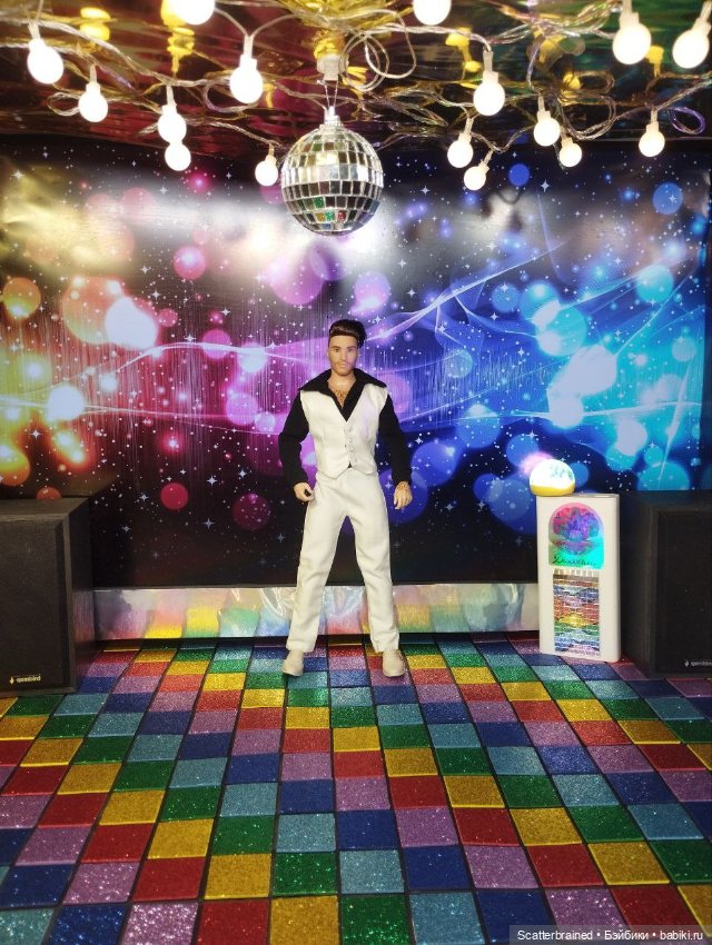 Дискотечный пол для кукол Барби и Интегрити своими руками (фото 8)