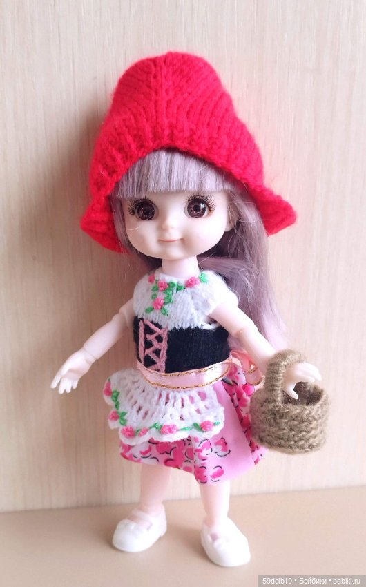 Новогодний костюм для куклы баболи "Красная Шапочка" (фото 7)