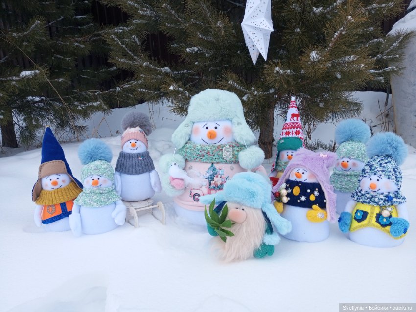 Снеговичка и снеговички — Текстильные игрушки и примитивы: кофейные
