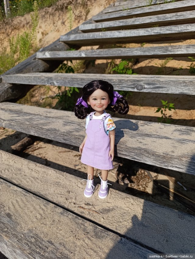 Весна-Лето 2025. Часть 2 - Прогулки с Джули (Руби Ред)