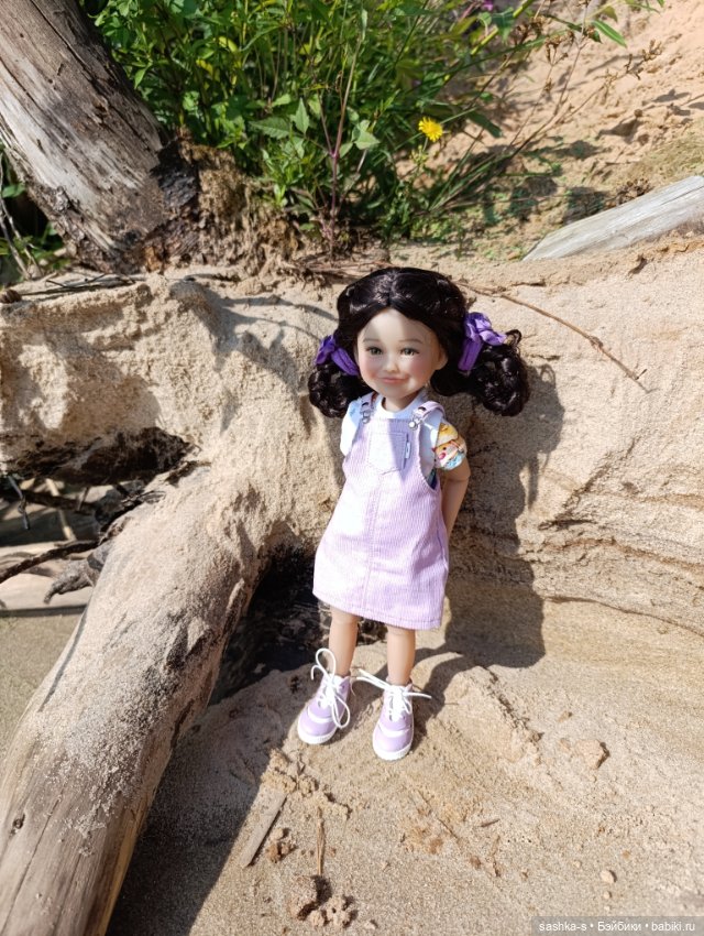 Весна-Лето 2025. Часть 2 - Прогулки с Джули (Руби Ред)