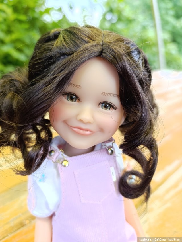 Весна-Лето 2025. Часть 2 - Прогулки с Джули (Руби Ред)