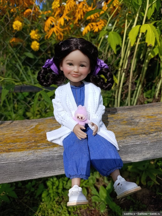 Весна-Лето 2025. Часть 2 - Прогулки с Джули (Руби Ред)