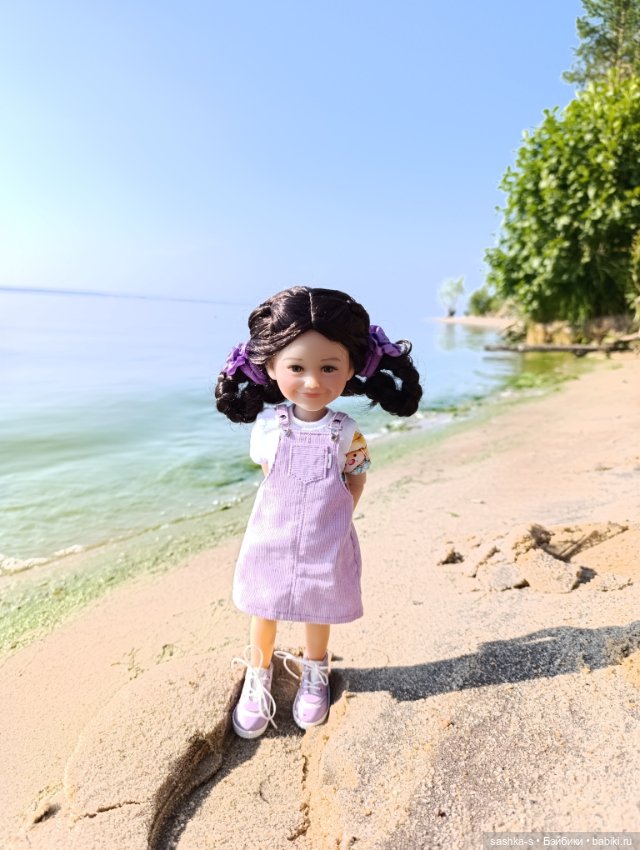 Весна-Лето 2025. Часть 2 - Прогулки с Джули (Руби Ред)