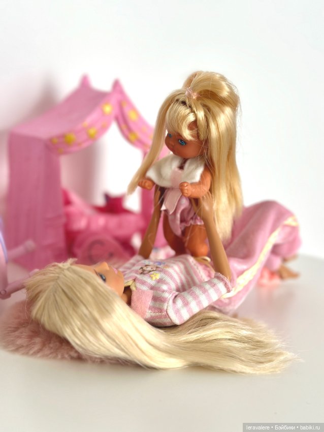 Розовая нежность 🩷 — Коллекции игровых кукол (Playline): фото полок (фото 7)