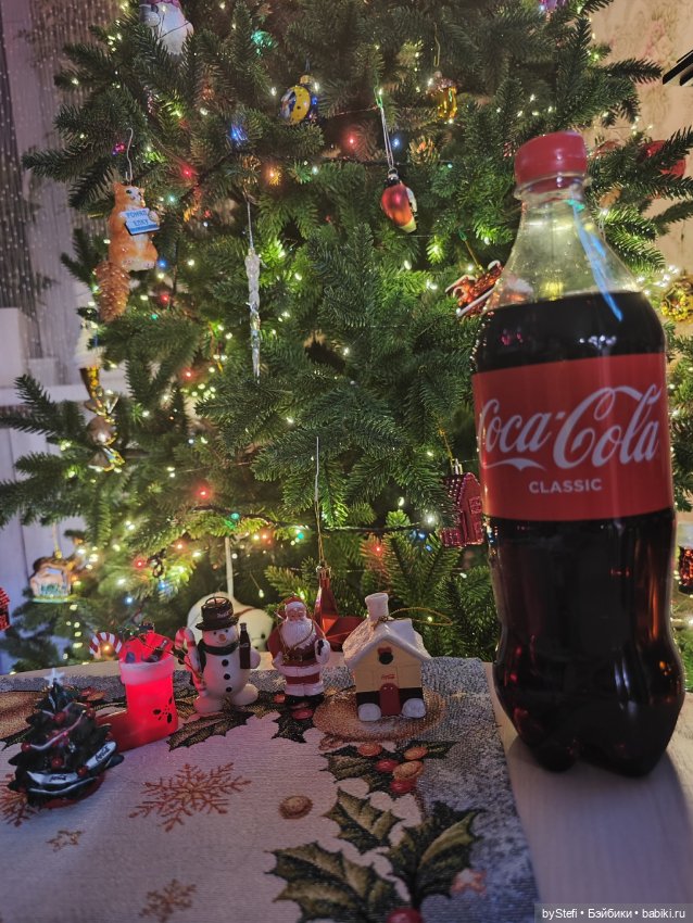 Новогоднее настроение (коллекции игрушек Coca-Cola из 2000х)