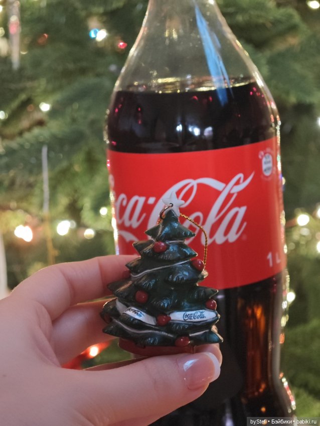 Новогоднее настроение (коллекции игрушек Coca-Cola из 2000х) (фото 9)