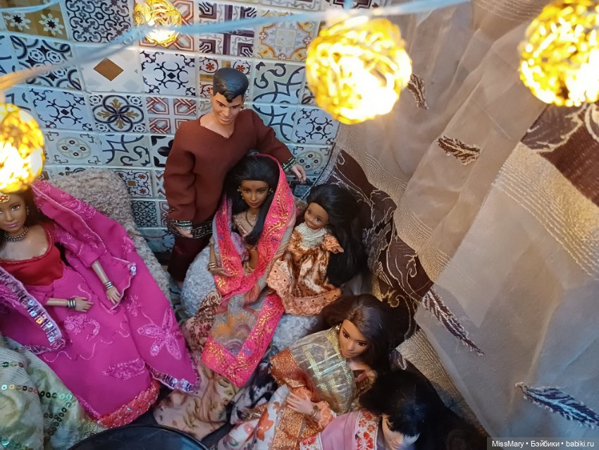 Индийские посиделки или помолвка Аджая и Рекхи