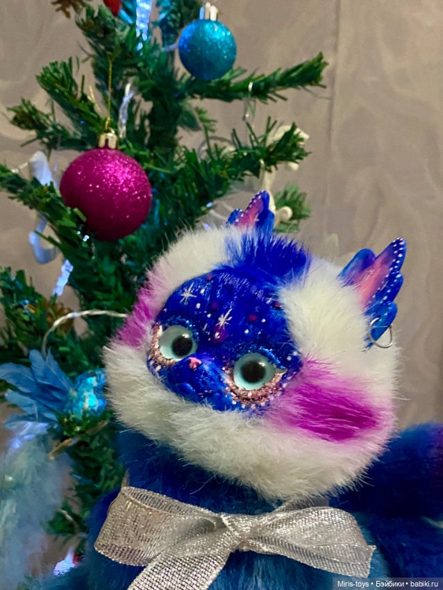 Котостражница под елочкой (фото 4)