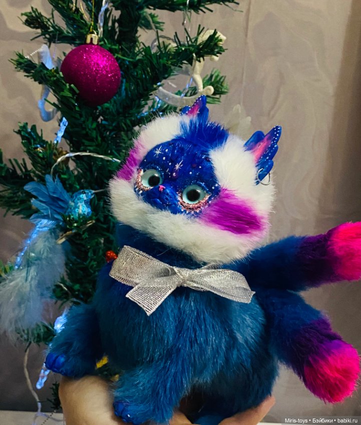 Котостражница под елочкой (фото 5)