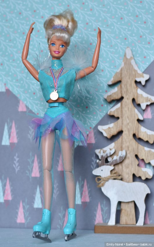 На льду — Куклы Barbie (Барби): Looks (фото 3)