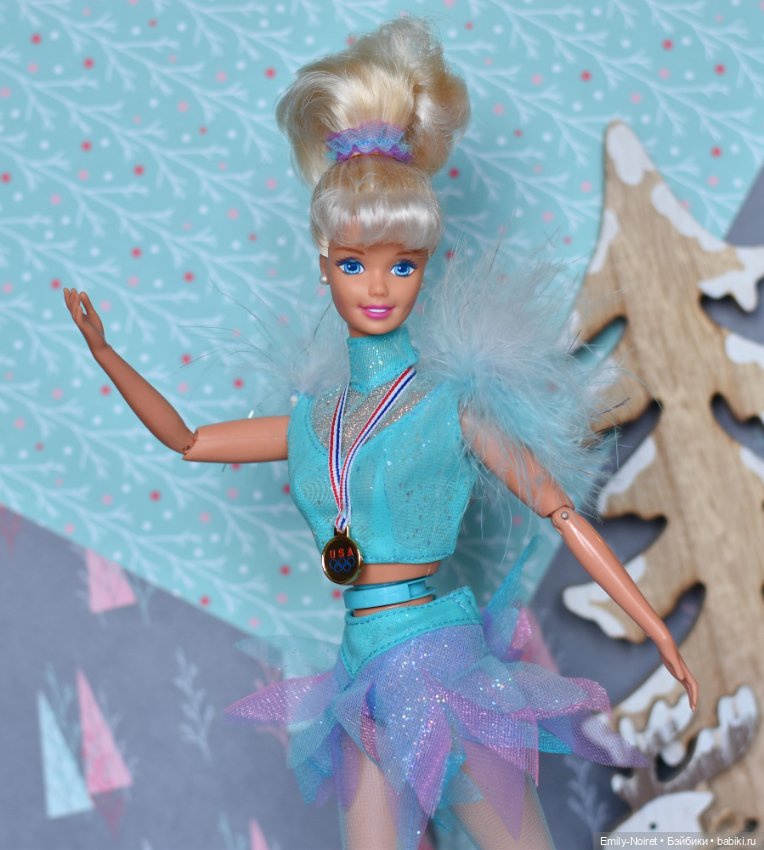 На льду — Куклы Barbie (Барби): Looks (фото 2)