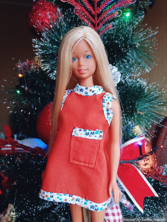 Винтажные красотки готовятся к Новому году