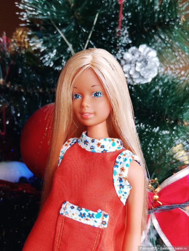 Винтажные красотки готовятся к Новому году