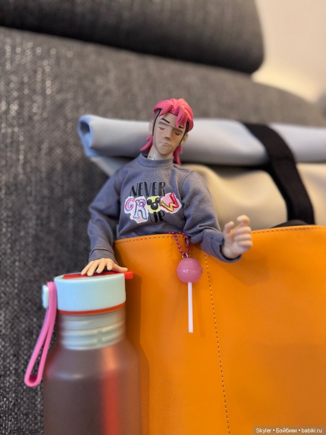 Великий модник, или Как Йоханн в Японию собирался😁