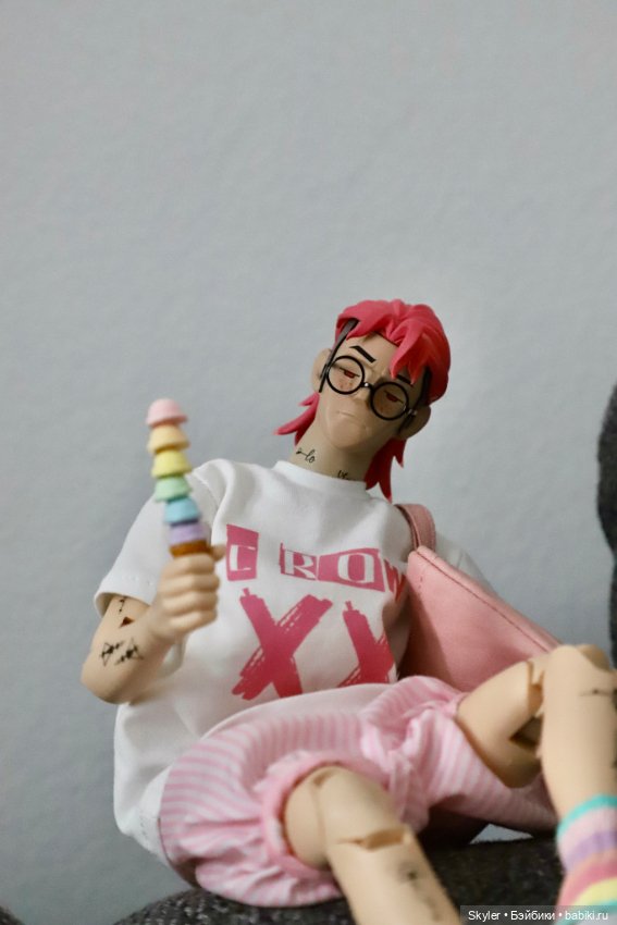 Великий модник, или Как Йоханн в Японию собирался😁