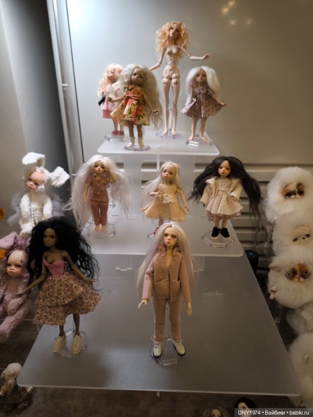 Пробежимся по Территории кукол, часть 1