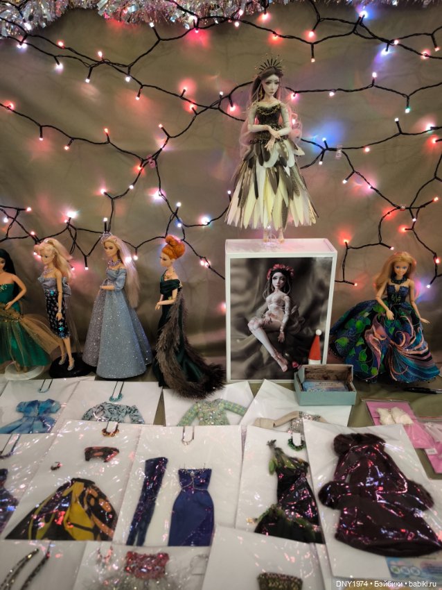 Пробежимся по Территории кукол, часть 1