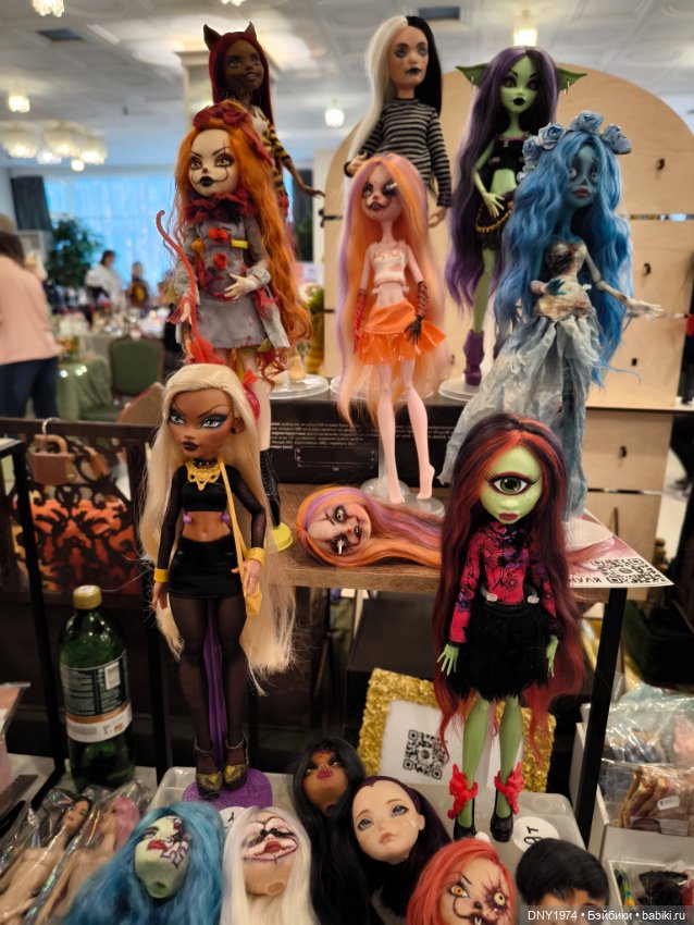 Пробежимся по Территории кукол, часть 2