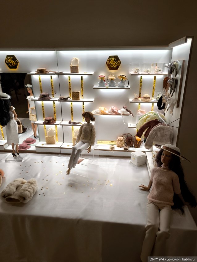 Пробежимся по Территории кукол, часть заключительная