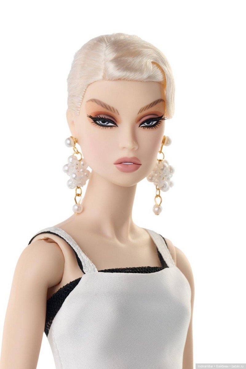 Anais Perrin™ Dressed Doll (фото 3)