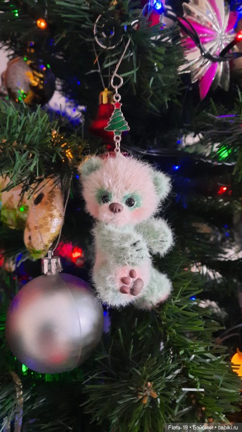 Ёлочные пушистики — Вязаные игрушки и амигуруми: крючком (фото 3)