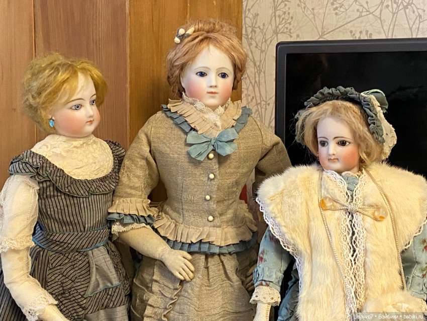 Трио под ёлкой , не считая собак:)) (фото 3)