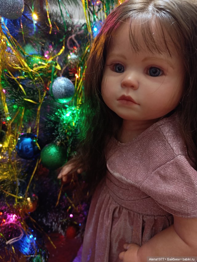 У ёлки 🎄🎄🎄 — Куклы Реборн (Reborn): домашние фото (фото 7)