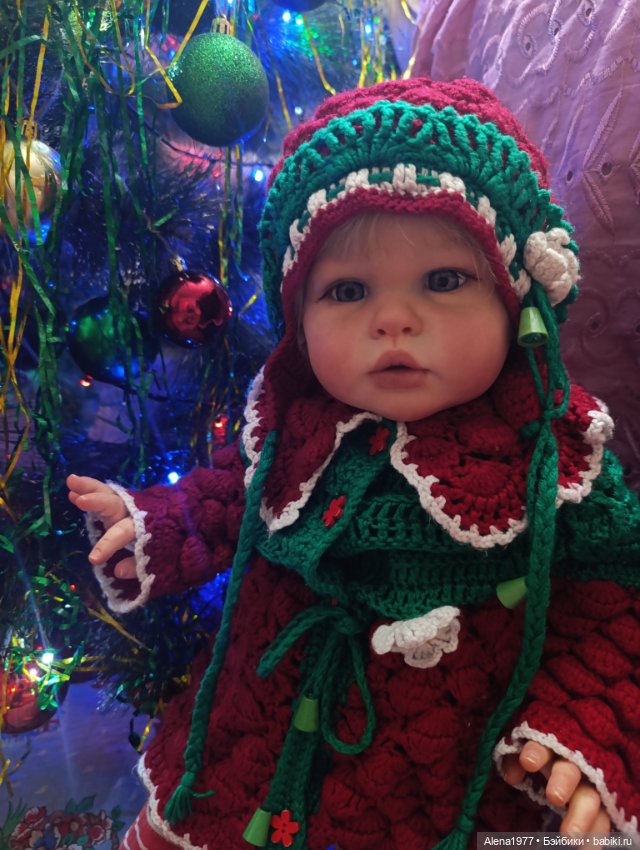 У ёлки 🎄🎄🎄 — Куклы Реборн (Reborn): домашние фото (фото 3)