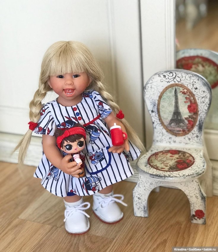 Игрушки,аксессуары и домики для кукол