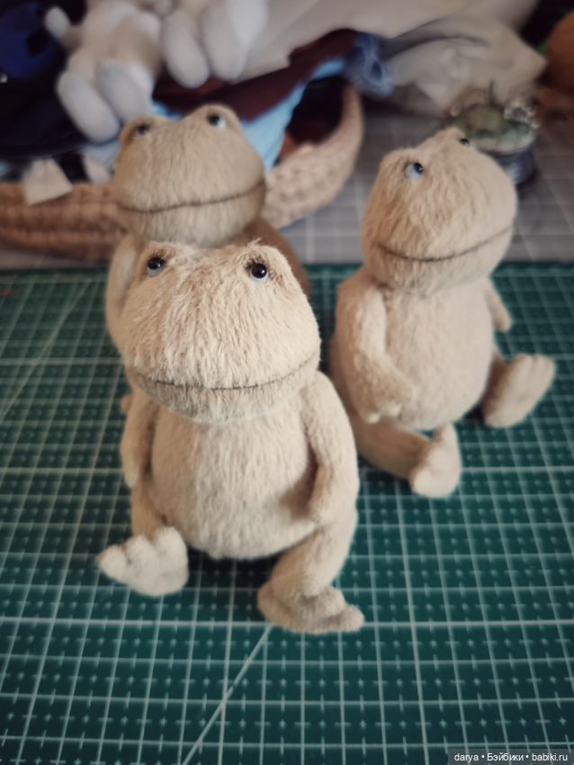 Лягушка с выкройкой от Татьяны Кружалкиной (фото 2)