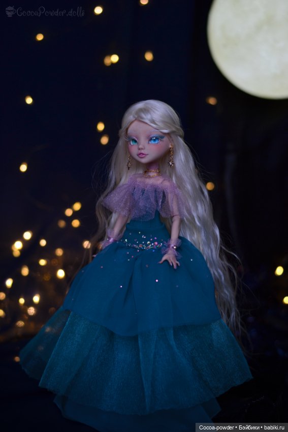 Две сущности юной герцогини